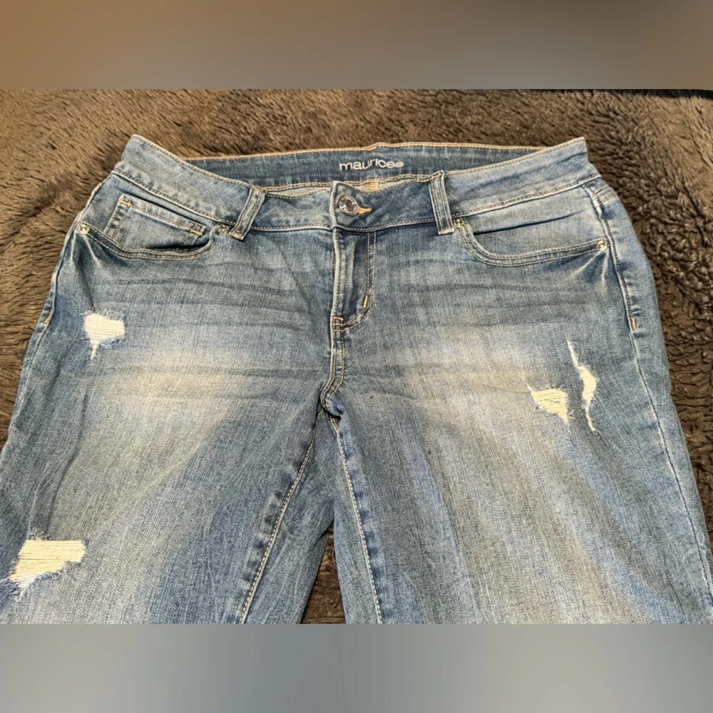 Maurices Cropped Boyfriend Jeans in Vintage Wash - Picture 8 of 9
